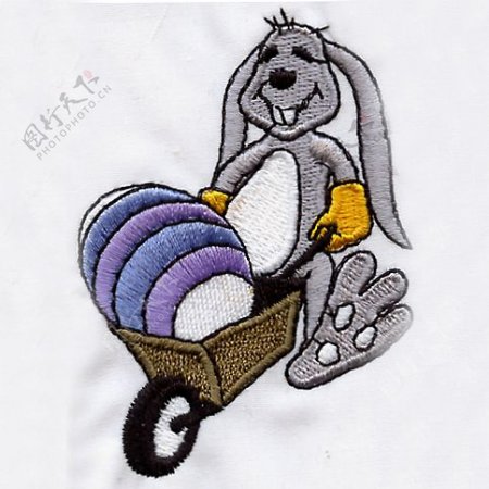 绣花动物兔子手推车彩蛋免费素材