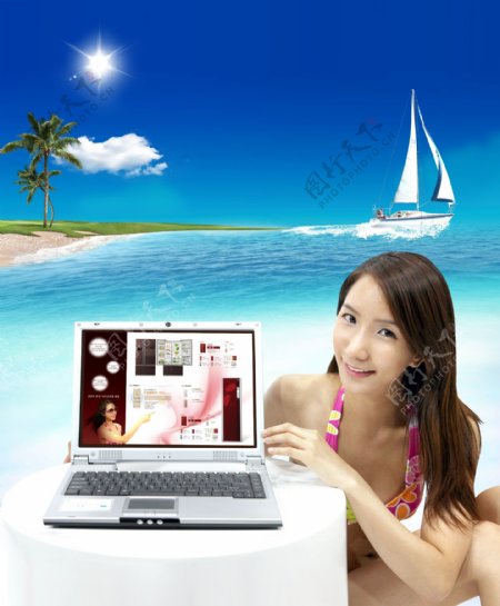 海边沙滩泳衣女人度假帆船蓝天白云电脑笔记本手提影骑韩国实用设计分层源文件PSD源文件