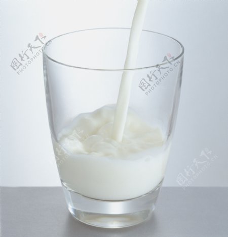 牛奶鲜奶图片