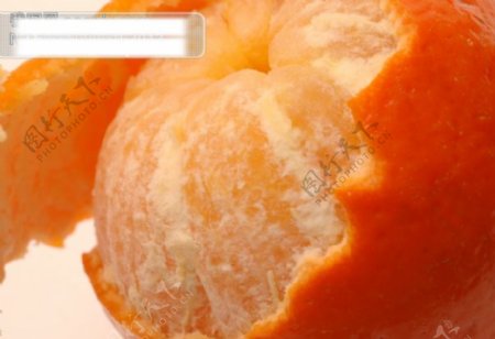 剥开皮的橘子高清图片