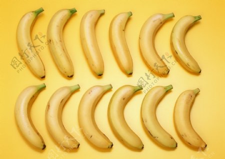 各种形状的香蕉