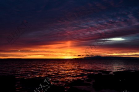 夕阳海景图片