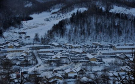 冬天的东升安静的乡村图片
