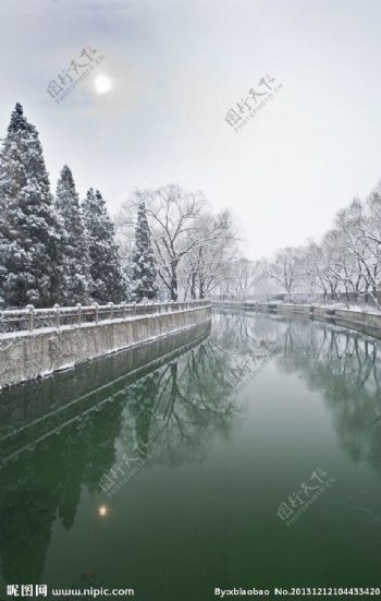 颐和园昆玉河晴雪图片
