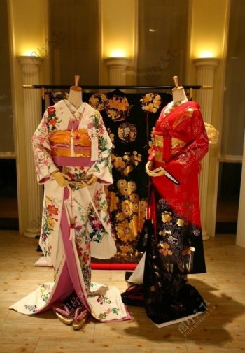 日式传统婚礼和服图片