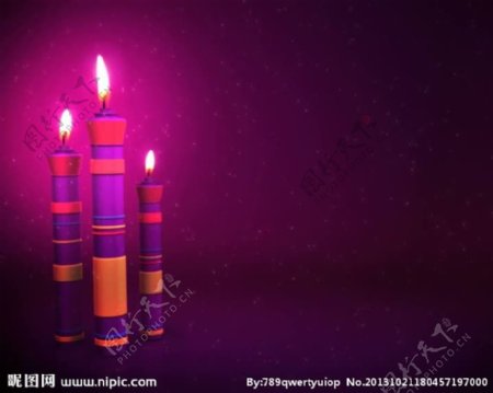 紫色背景蜡烛视频素材