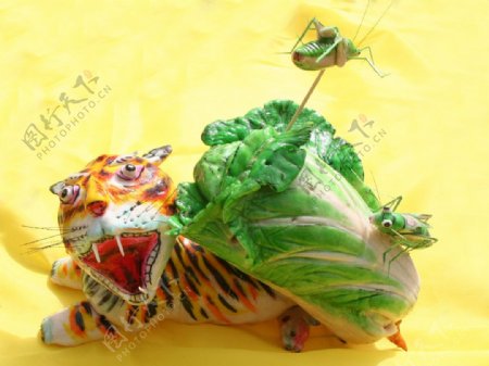 面塑老虎白菜蟋蟀传统图片