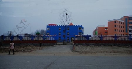 新村学校图片