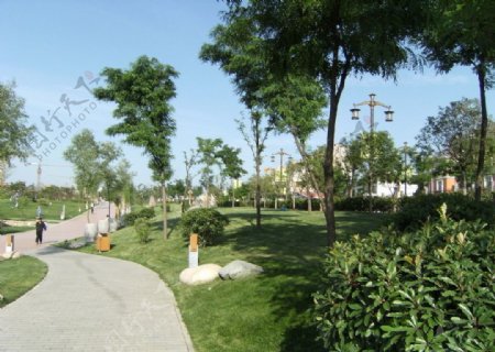 唐城墙遗址公园大道图片