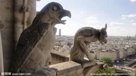 巴黎圣母院神兽雕塑图片