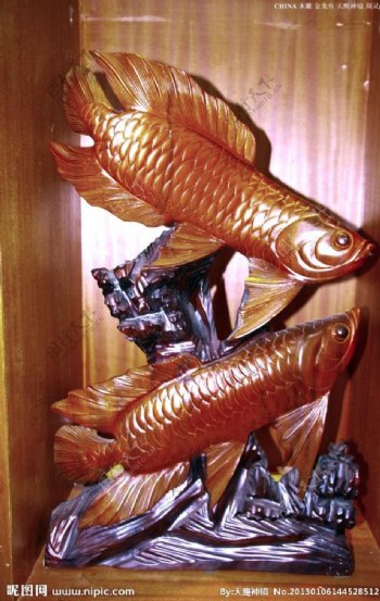 木雕金龙鱼图片