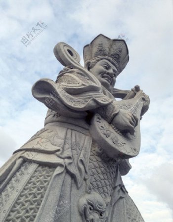 四大天王石雕像图片