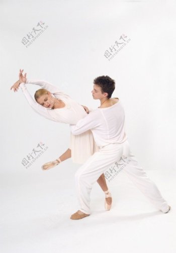 舞蹈人物图片