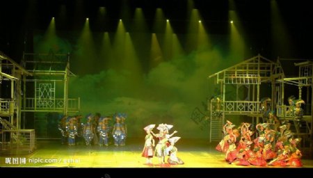 广西原生态大型音画歌舞美丽壮锦图片