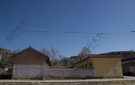 2015柴水村村委会学校图片