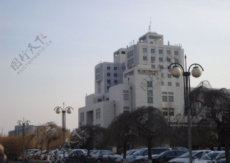 吉林大学行政楼图片