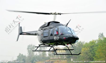 直升机BELL206图片