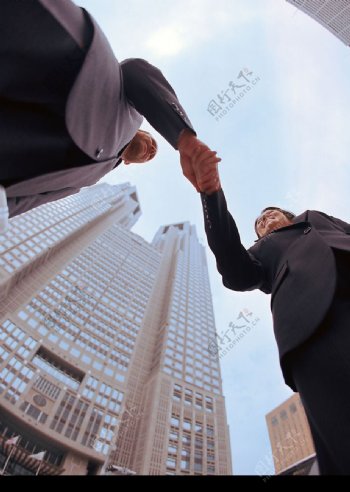 商务人员网页素材外国人握手图片
