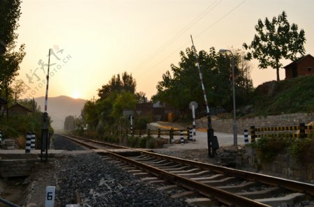 铁路道口图片