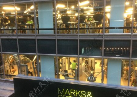 香港健身房运动图片