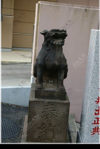 Komainu雕像2图片