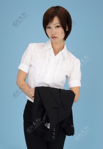 短发西服女经理图片