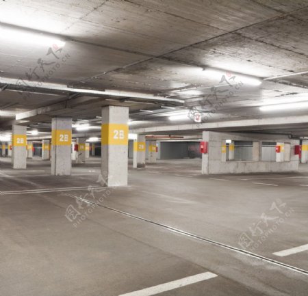 地下停车场素材图片