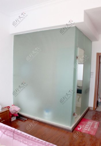 玻璃卫浴图片