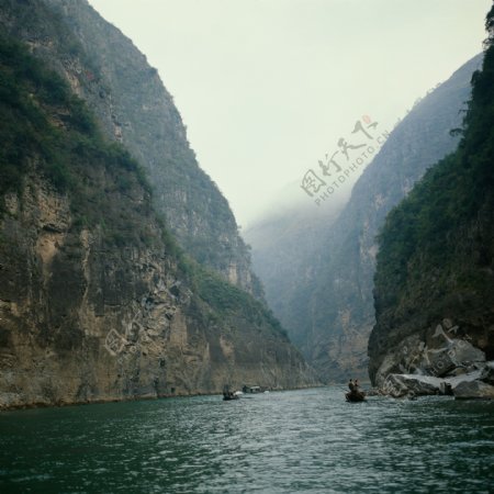 长江巫峡图片