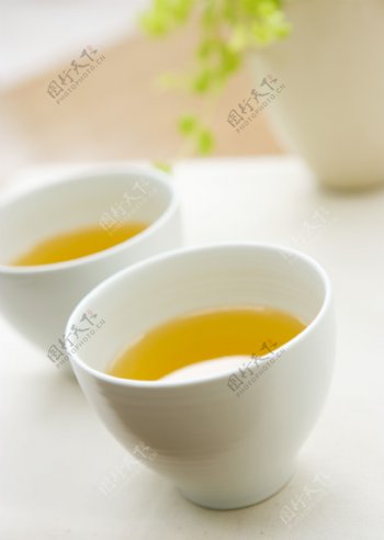 两杯清茶图片