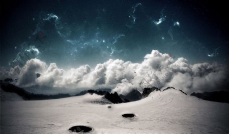 雪山白云图片