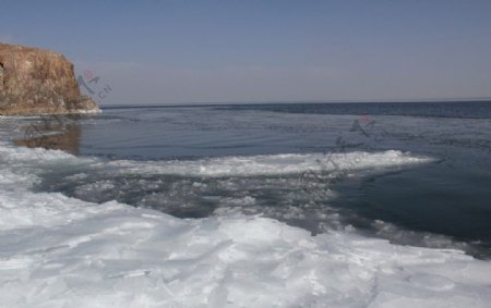 冰雪青海湖图片