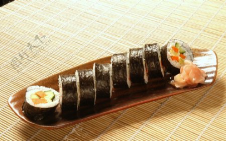 日式日本料理什锦寿司卷图片