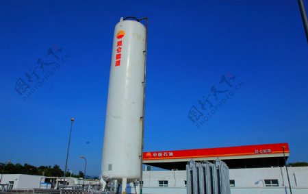 中国石油LNG储罐图片