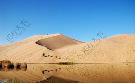 丹巴吉林风光沙漠图片