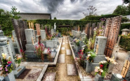 日本的坟墓图片