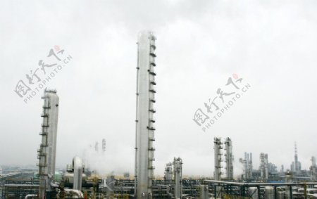 炼油装置图图片