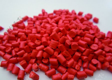 红色塑料粒子图片