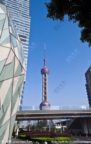 在建上海中心图片