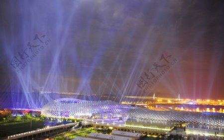 深圳2011大运会开幕式场馆夜景图片