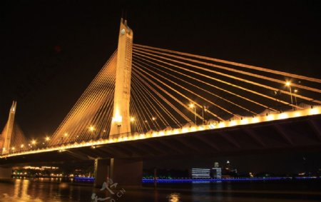 广州大桥城市中心图片