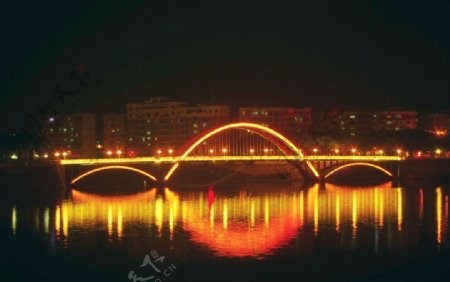 夜景德龙桥夜景图片