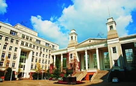 南京工业大学沉毅广场图片