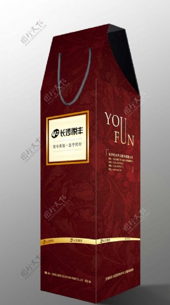 红酒酒瓶包装设计图片