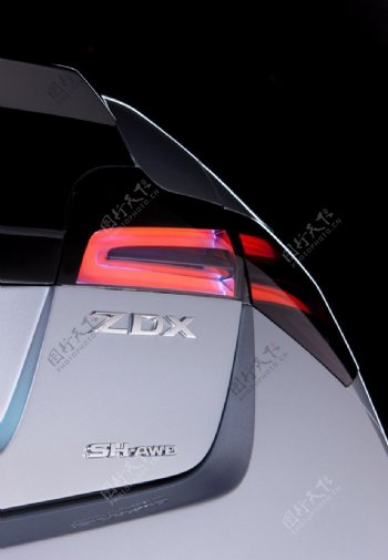 2009款讴歌ZDX概念车图片
