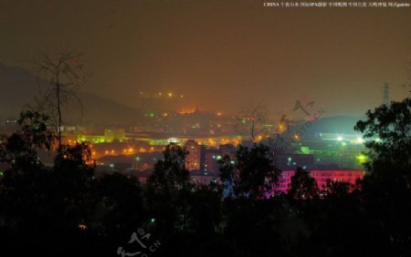 中国夜景午夜山水图片