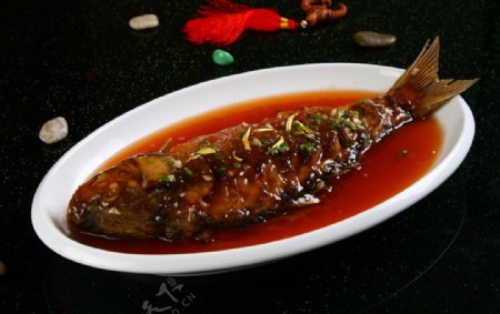 红烧鲤鱼图片