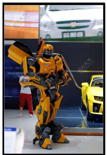 雪佛兰大黄蜂机器人图片