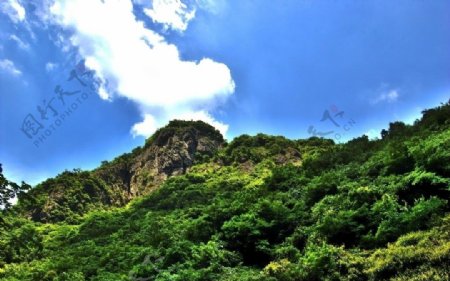 五龙潭峰顶美景图片