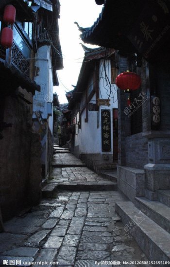 云南丽江古城巷子图片